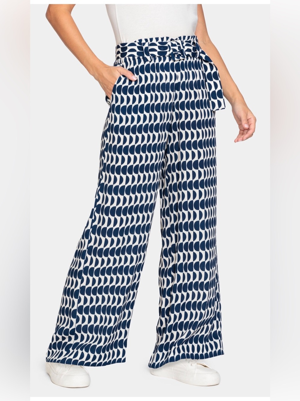 Olsen Blue & White Geometric Anna Pant, Size 16